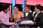 Salman Khan goes Topless for Do Knot Disturb (4).JPG